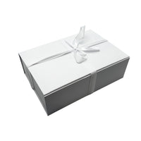 HK Gift Box Plastic White 30x15x2.7 CM 3+